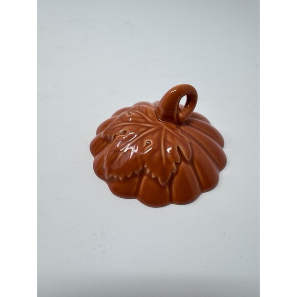 Bath & Body Works Sweet Cinnamon Pumpkin Candle NEW 2oz Halloween Fall October - Picture 5 of 10